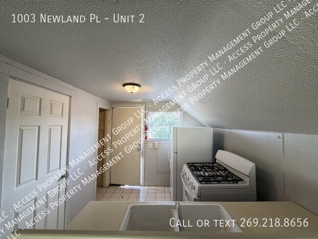 Foto del edificio - 1003 Newland Pl