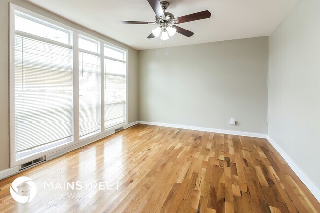 Foto del edificio - 308 Jefferson Ln