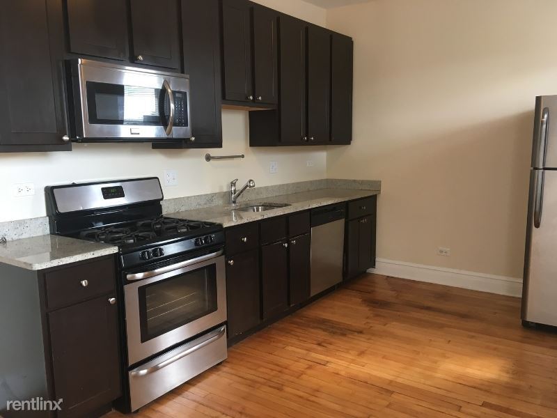 Primary Photo - 4954 N St Louis Ave