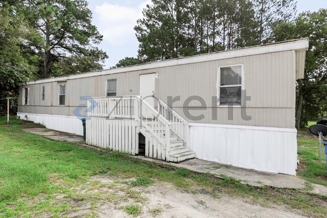 Building Photo - 1112 Armadillo Dr