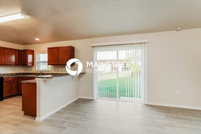 Building Photo - 3 Bedroom Pet-Friendly Home in Cape Coral, FL with Main Street Renewal