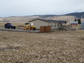 Building Photo - 65203 Hull Ln