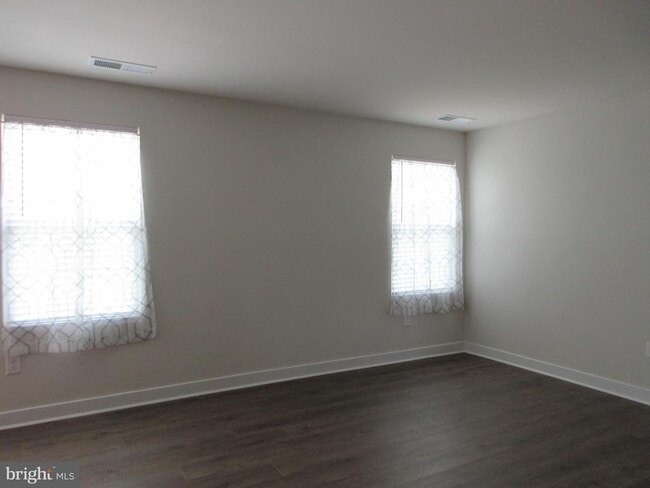 Building Photo - 383 Windflower Dr