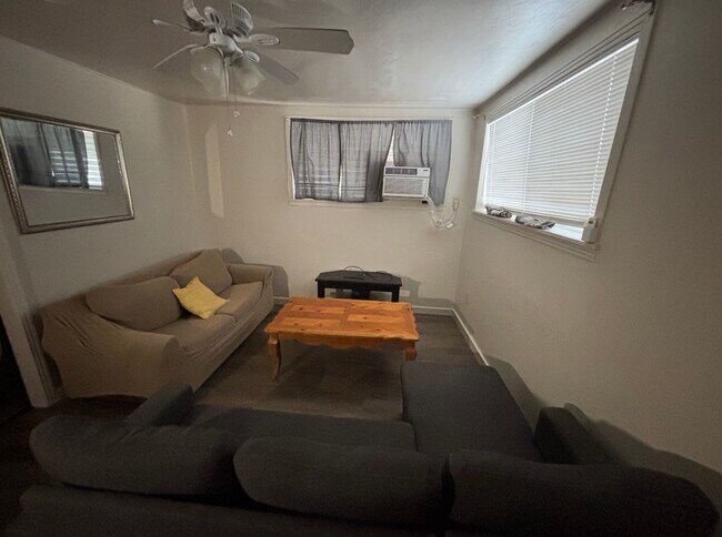 Foto del edificio - 928 Main St