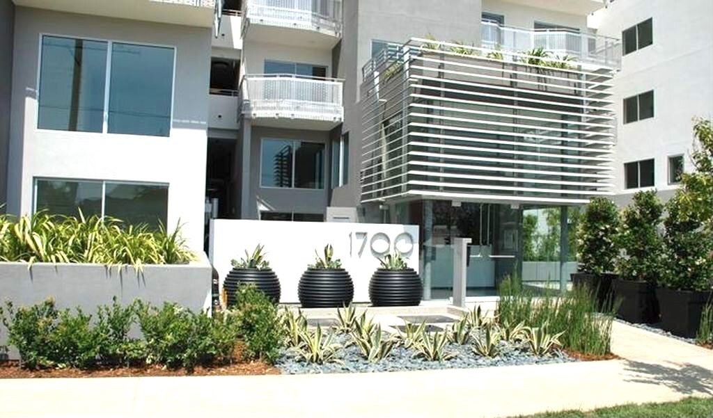 1700 Sawtelle Blvd, Los Angeles, CA 90025 Condo for Rent in Los