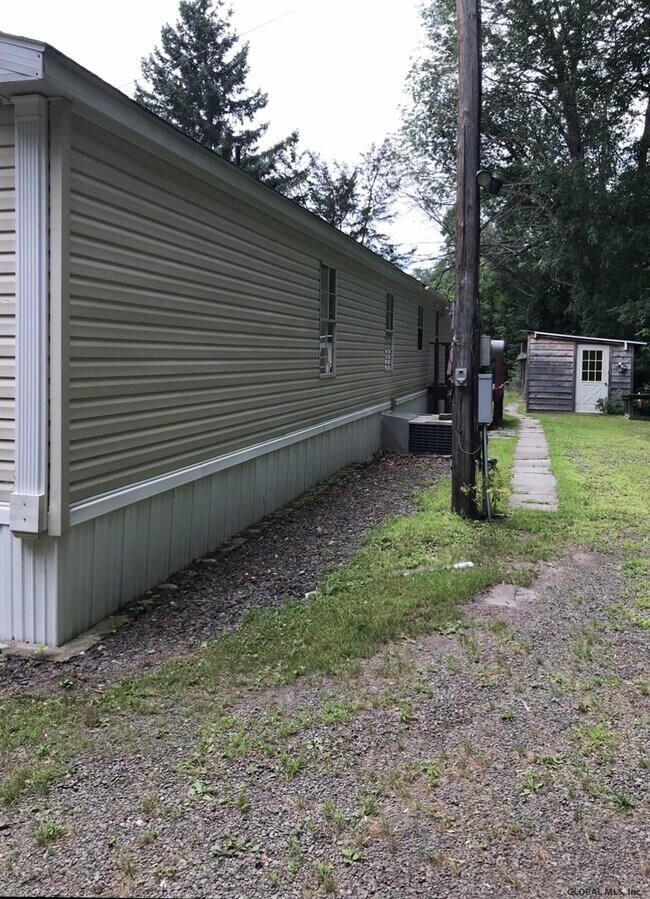 Building Photo - 769 NY-990V