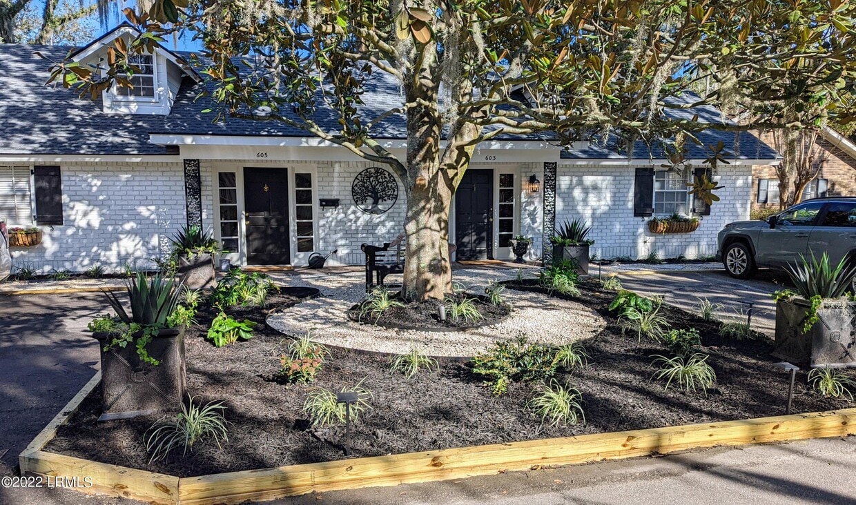 605 North St, Beaufort, SC 29902 Condo for Rent in Beaufort, SC