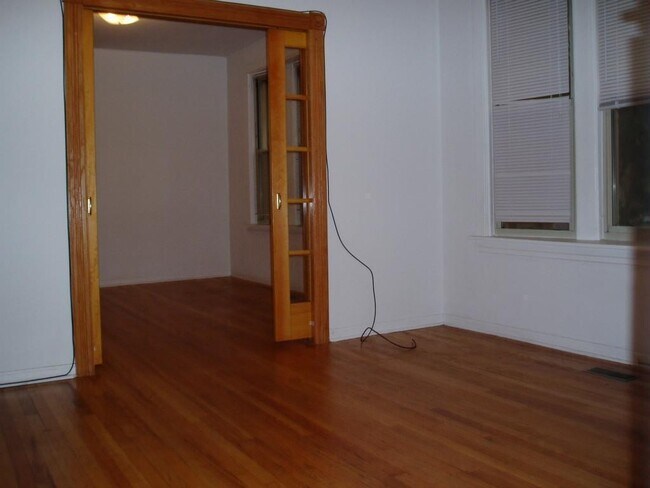 Foto del edificio - 5100 N Winchester Ave