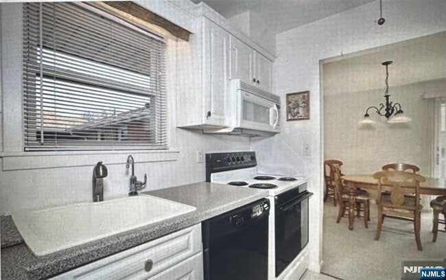 Foto del edificio - 15 Cottage St