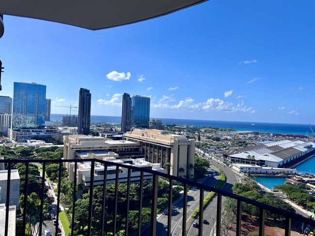 Building Photo - Available Now | 2 Bedroom, 2 bathroom, 1 a...
