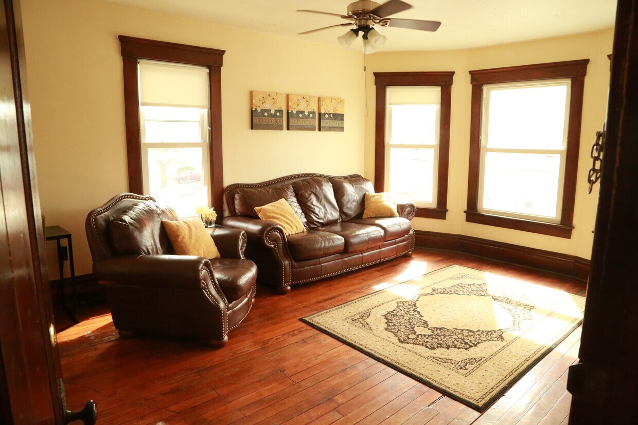 Foto principal - 545 E Buchtel Ave