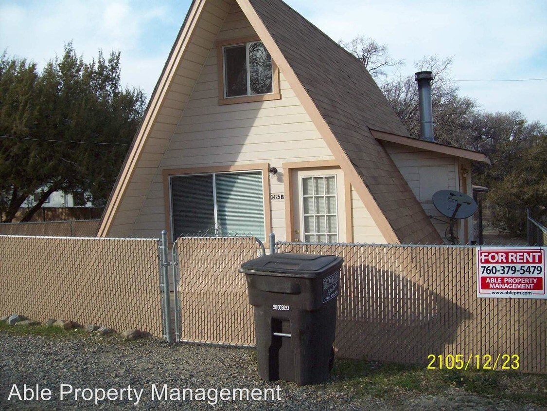 Primary Photo - 3425 Lake Isabella Blvd