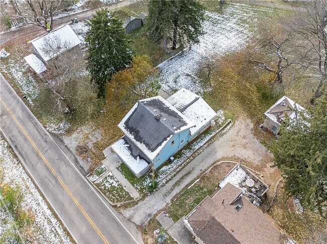 Building Photo - Welcome to 8519 Meeker Rd in Dayton!