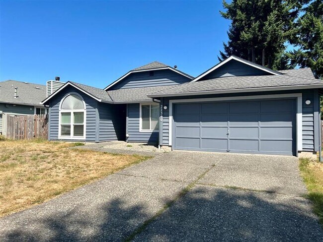 Building Photo - Charming Rambler in Kent!