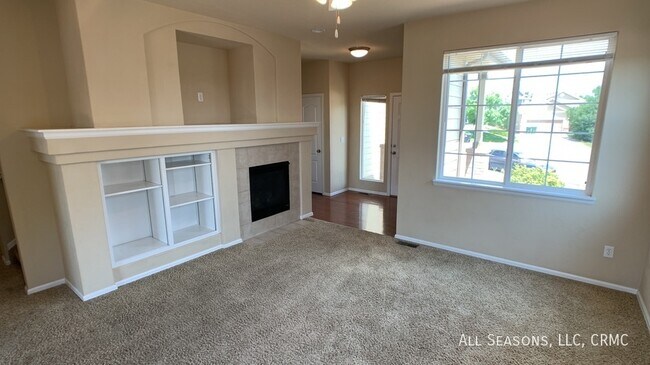 Foto del edificio - 5236 Renault Ct