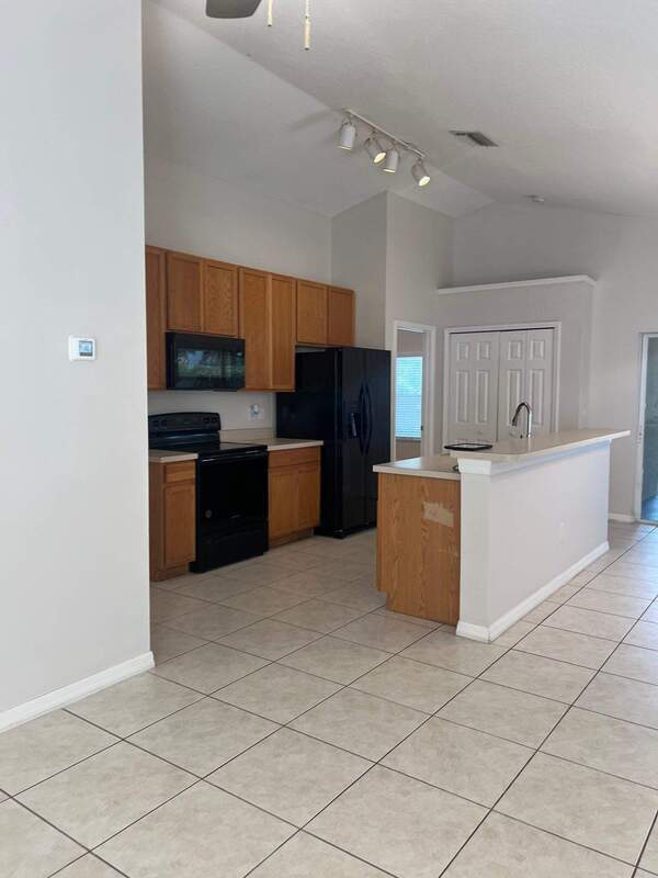 Building Photo - 5238 Mango Fruit St