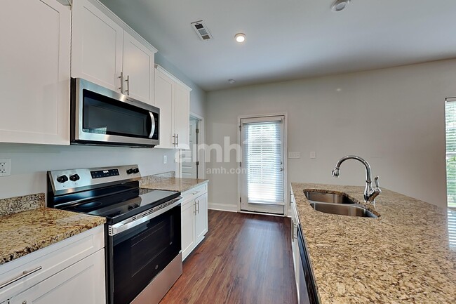 Building Photo - 5039 Mountain Springs Rd