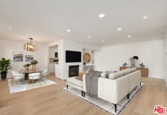 Foto del edificio - 1262 S Barrington Ave