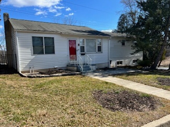 Building Photo - Spacious 3 Bedroom Rancher in Whitemarsh T...