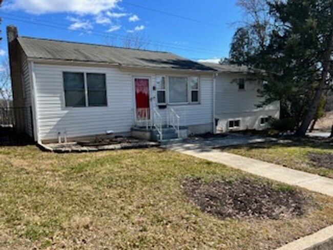 Foto del edificio - Spacious 3 Bedroom Rancher in Whitemarsh T...
