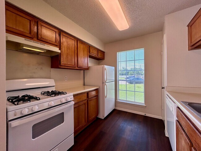 Foto del edificio - 508 Willowbend Cove
