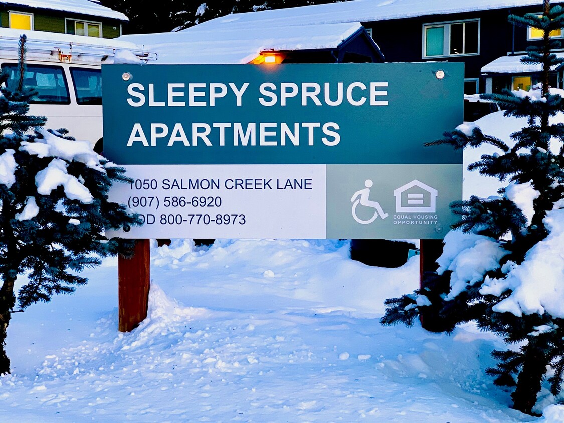 Building Photo - Sleepy Spruce