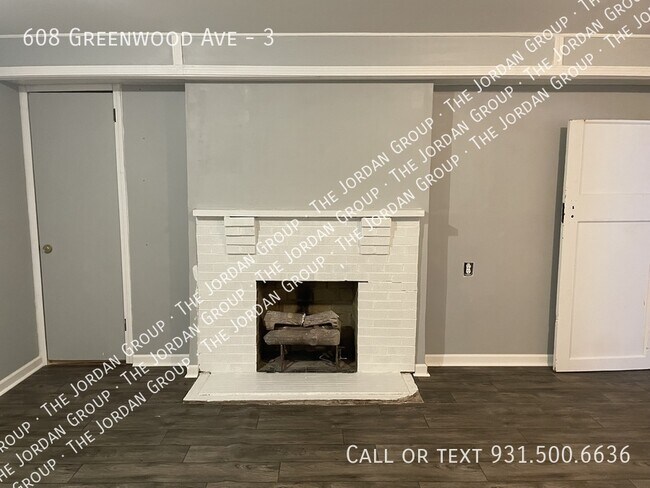 Foto del edificio - 608 Greenwood Ave