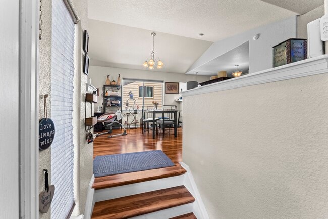 Foto del edificio - 6531 Passing Sky Dr