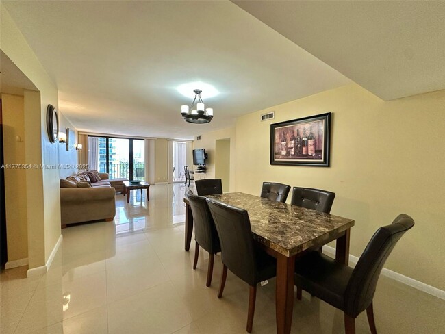Building Photo - 2401 S Ocean Dr
