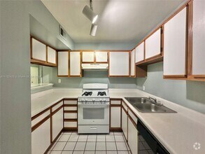 Building Photo - 15290 SW 106th Ln