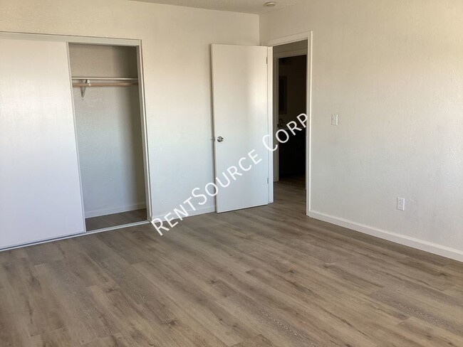 Foto del edificio - 2 Bedroom Condo for Rent in Barstow