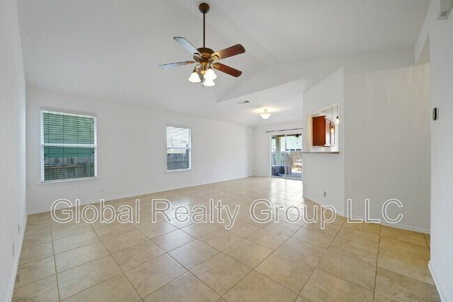 Foto del edificio - 3413 Whisper Haven