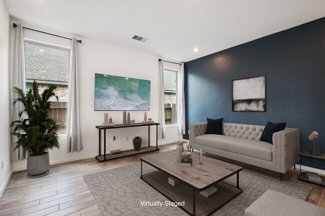 Foto del edificio - 4925 Chester Lk Ln