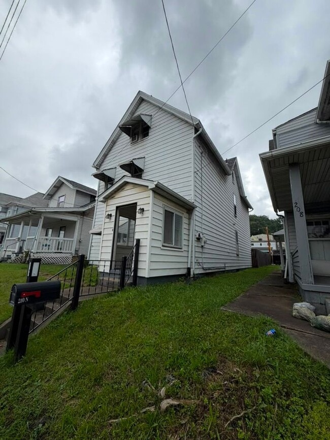 Building Photo - 210 Monongahela Ave N
