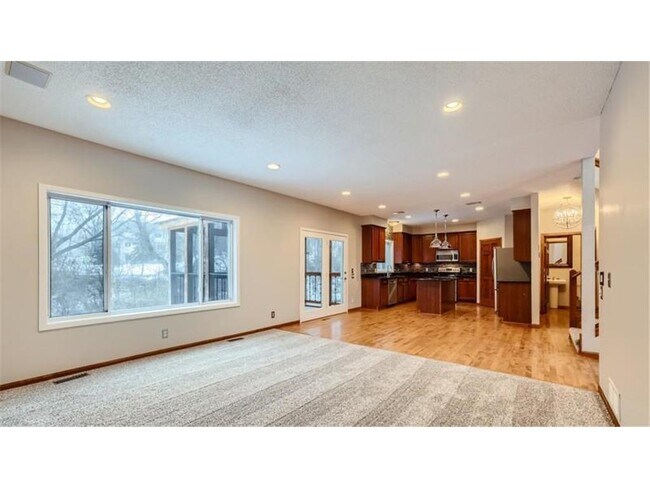 Building Photo - 15855 Kendale Dr