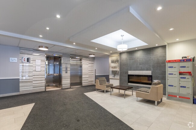 Lobby - 145 & 147 Wellington St.