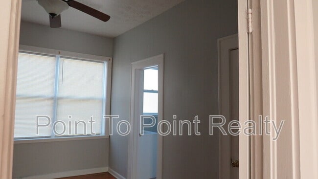 Building Photo - 1935 San Marco Blvd