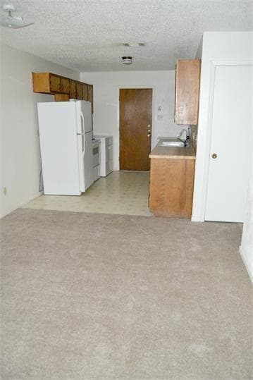Foto del edificio - 909 Dryden Ave