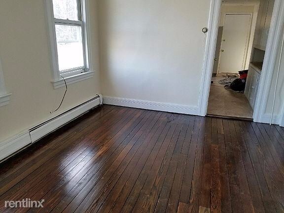 Building Photo - 256 S Orange Ave