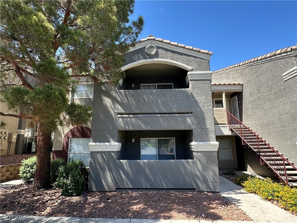 Foto principal - 5055 W Hacienda Ave