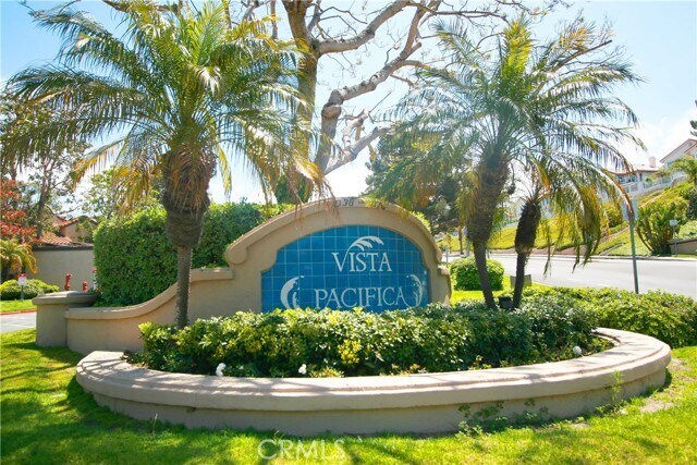 Primary Photo - 1074 Calle Del Cerro