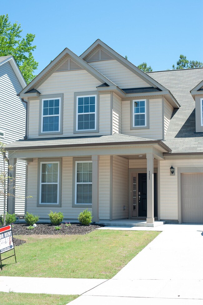 Building Photo - 131 Weldon Ln