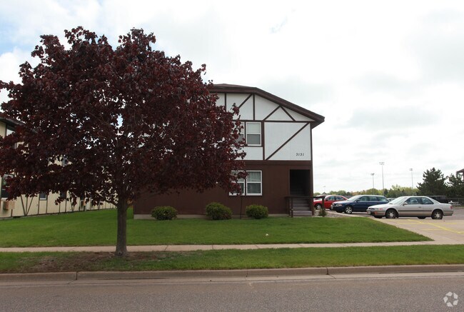 3131 apartment homes