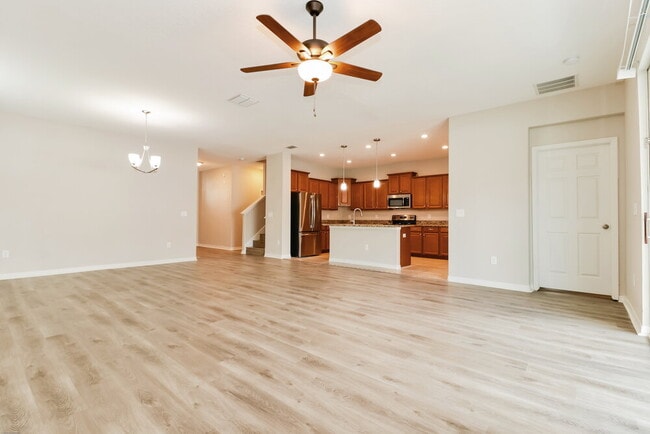 Foto del edificio - 12446 Duckett Ct