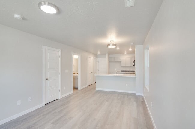 Foto del edificio - 1676 S Sunseeker Ln