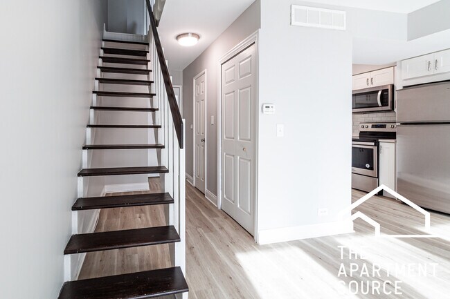 Foto del edificio - 744 W Gordon Ter