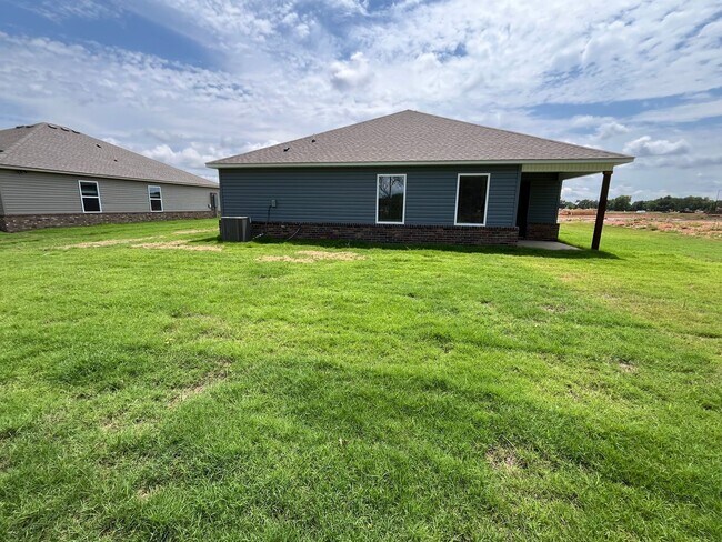 Building Photo - BRAND NEW Three Bedroom | Two Bath Home in...
