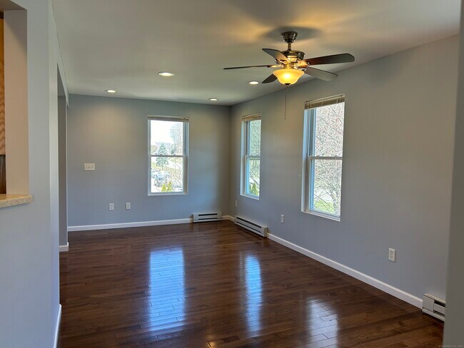 Building Photo - 152 CT-32