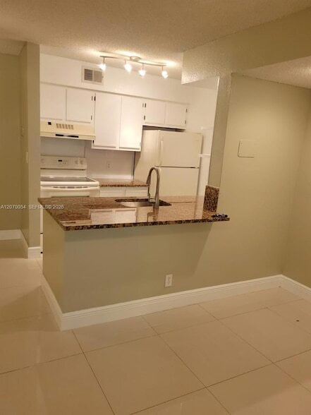 Photo - 2826 S University Drive Unit 3101 Apartment