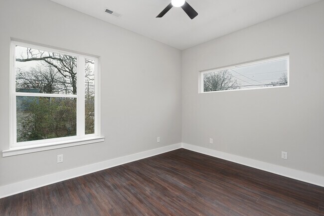 Foto del edificio - 1613 S Highland Park Ave